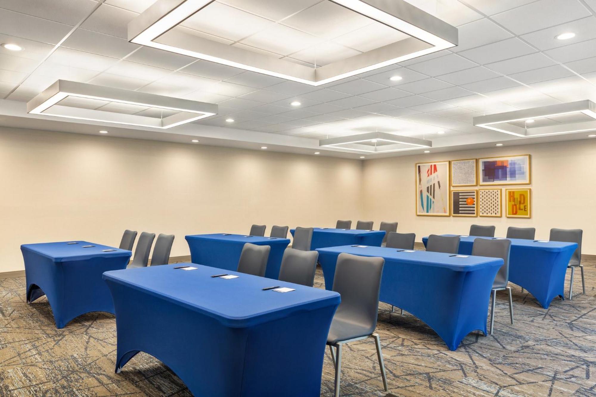 Candlewood Suites Bessemer - Birmingham Sw By Ihg Esterno foto